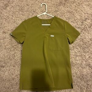 FIGS Scrub Top